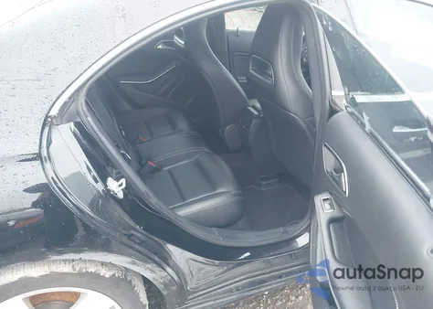 2016 Mercedes-Benz Cla 250 4Matic z USA, uszkodzony, nr VIN WDDSJ4GB4GN381634